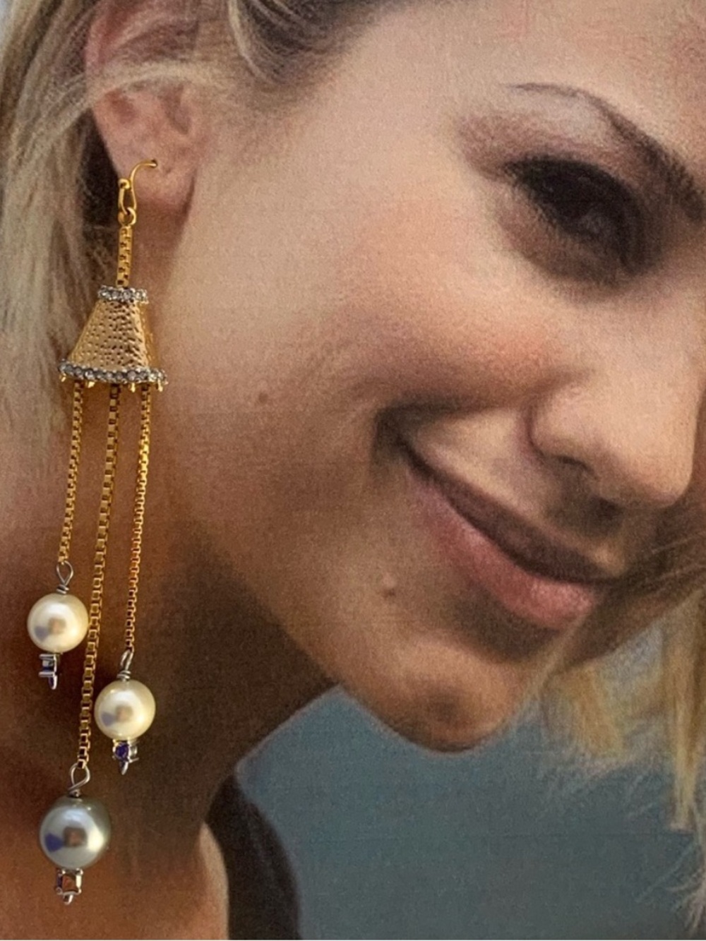 ALEXIS BITTAR • Brutalist Dangling Pearl Chain Gold Crystal Drop Earrings